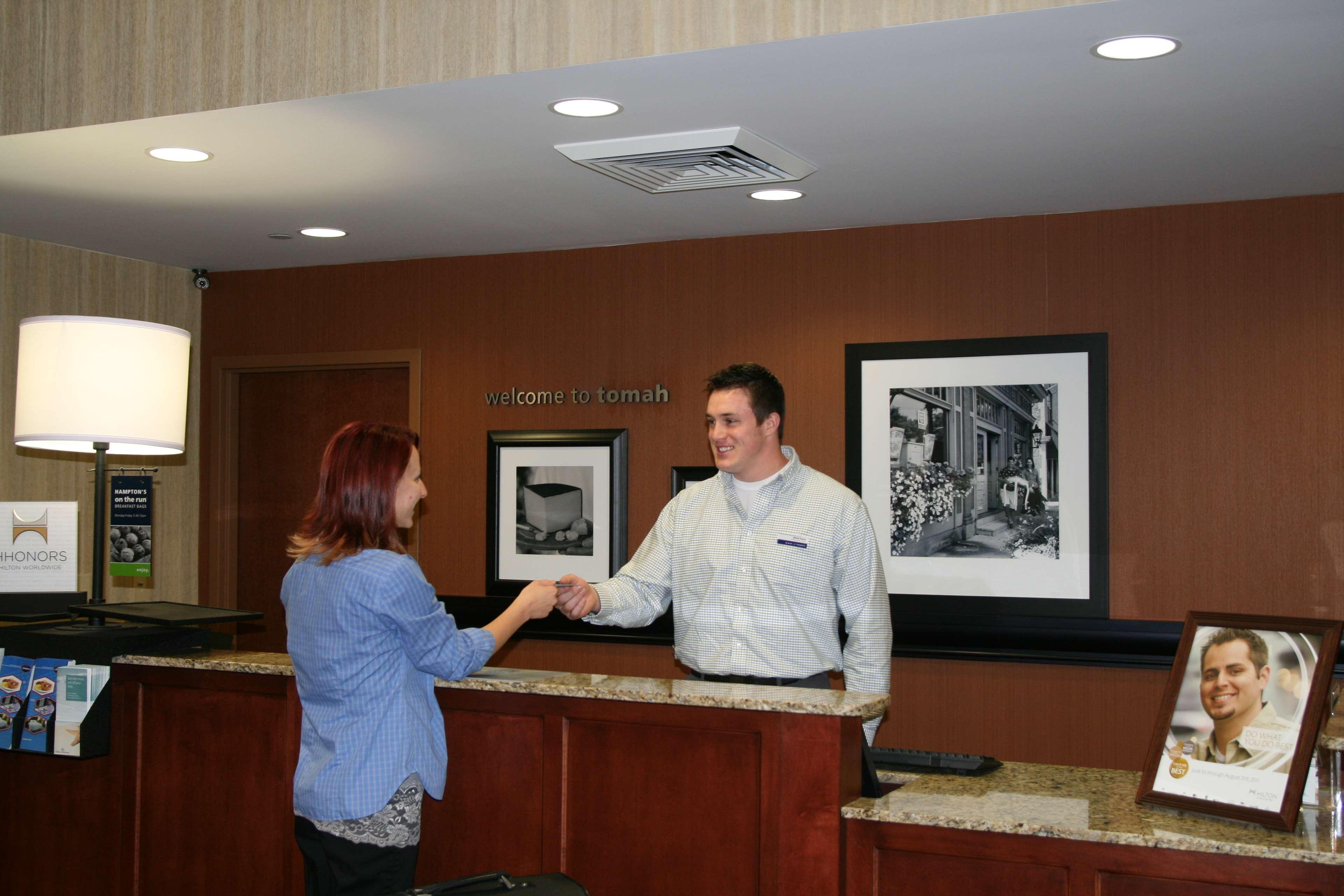 Hampton Inn Tomah Interno foto